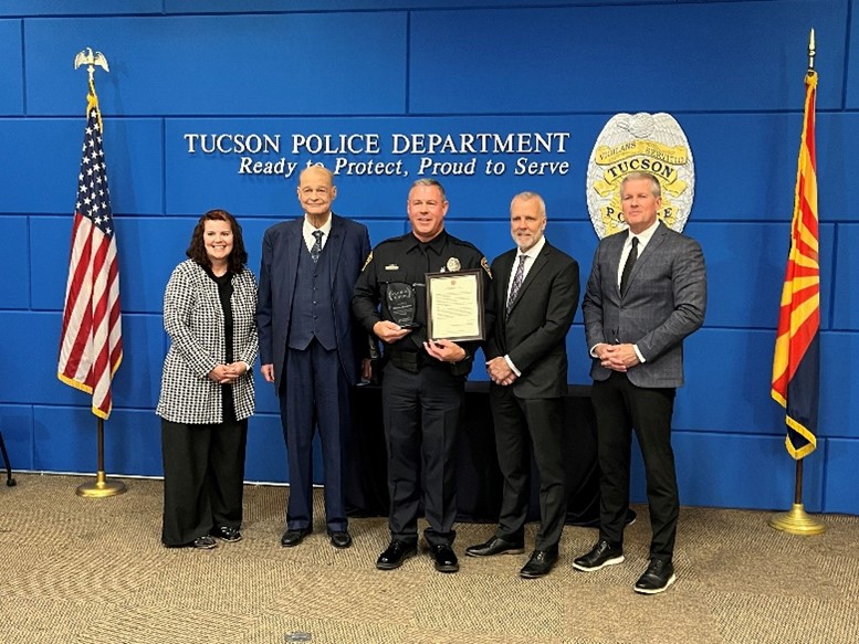 School Safety Officer William Bonanno of Tucson Police Department who protected children from an armed intruder at an Arizona school was recognized by state schools chief Tom Horne and Off Duty Management.