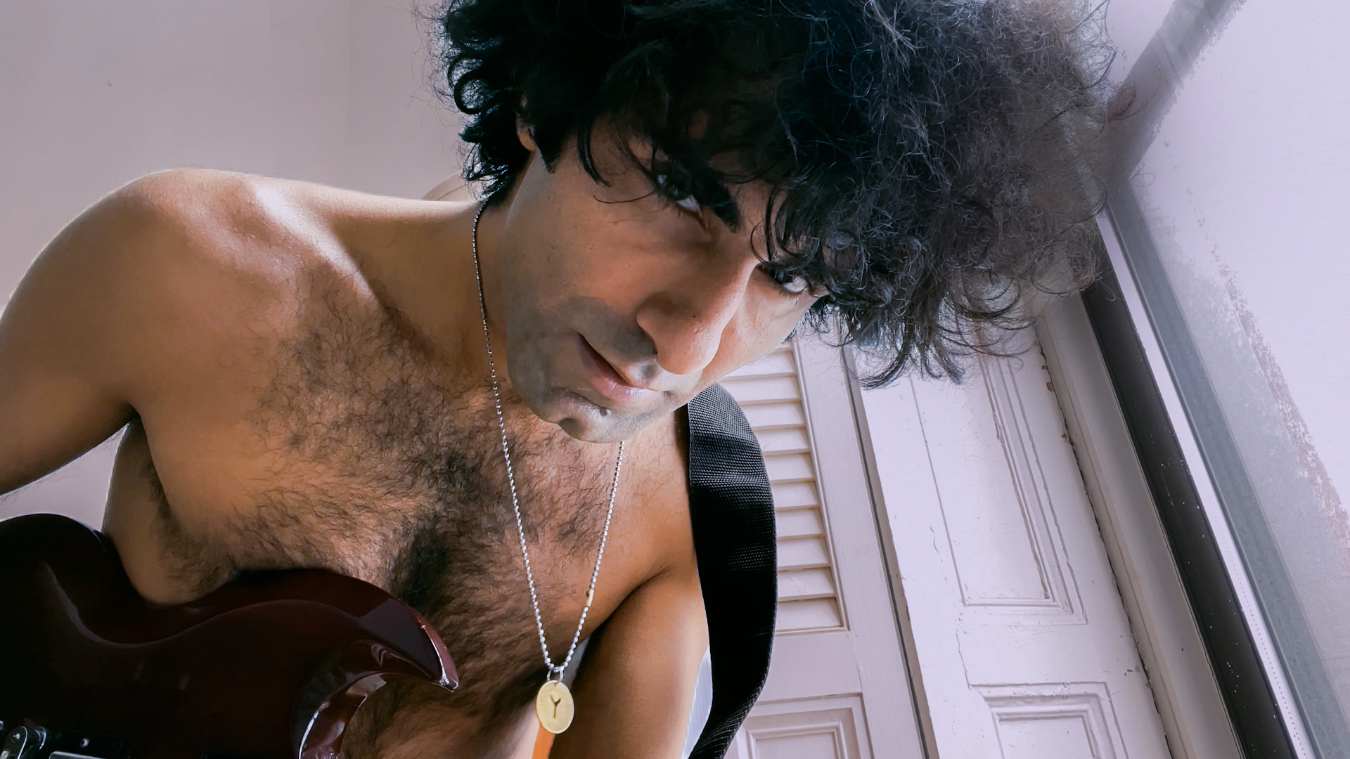 Musician Siavash Karampour as MANI in "Hi How Are You?"