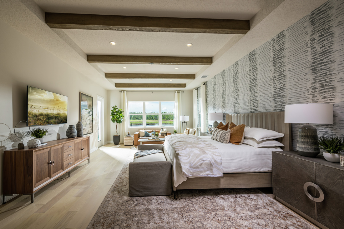 Laurel Pointe by Toll Brothers