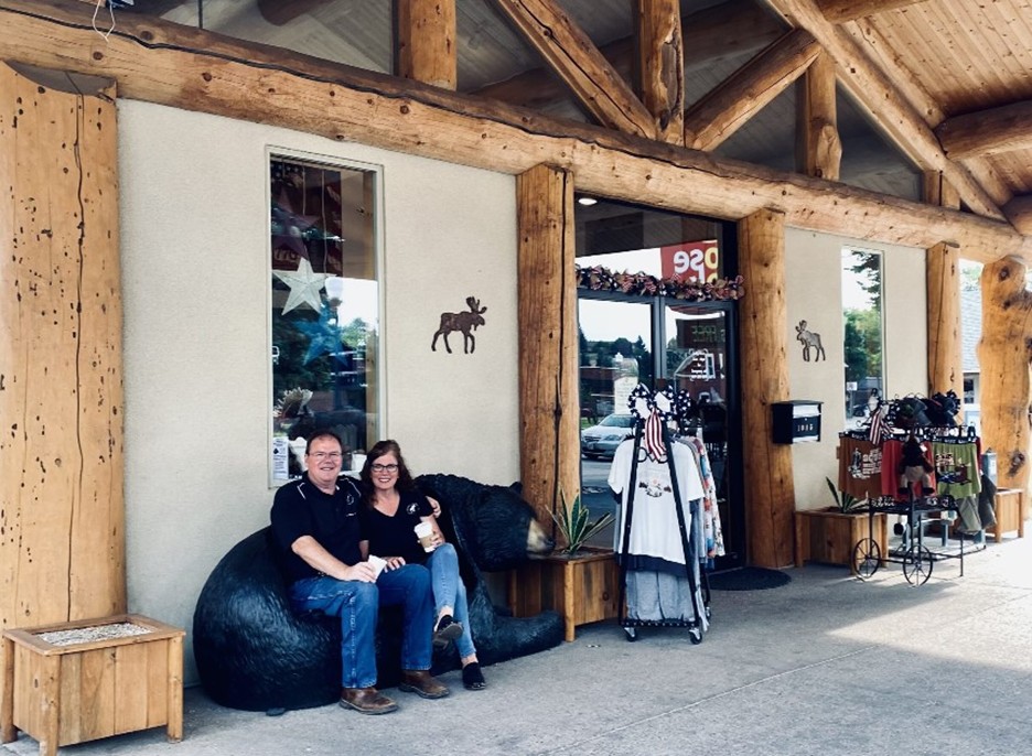 What Every Traveler Should Know About Lodge Stays: The Kings of Cody Moose Creek Shares Insights in HelloNation Magazine